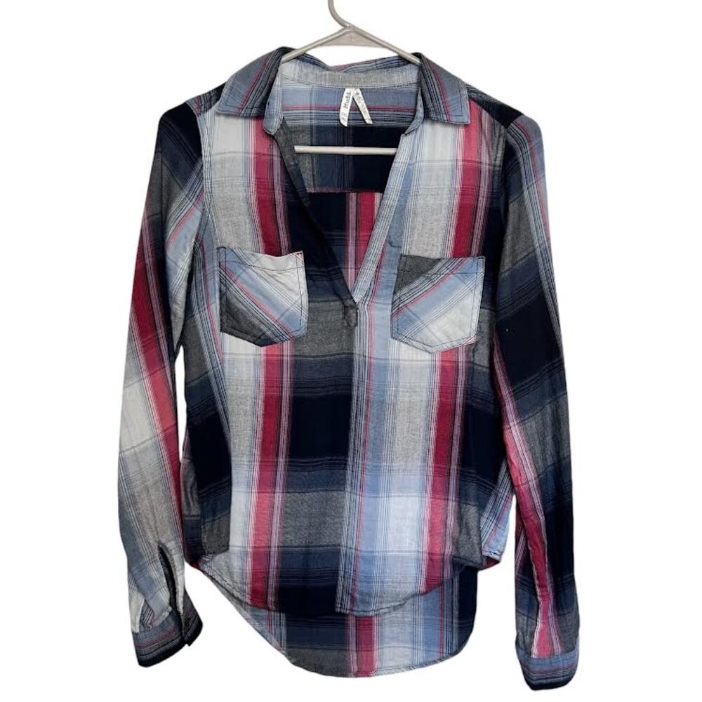 MUDD Women's Plaid, Pullover, V-neck Shirt, Lt.Blue/Dk. Blue/Brick Red, Size XXS